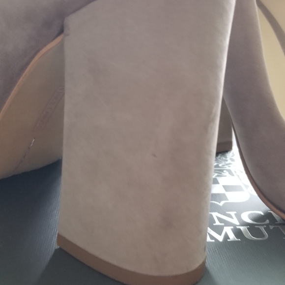 Shoes - Picture 7 of 7